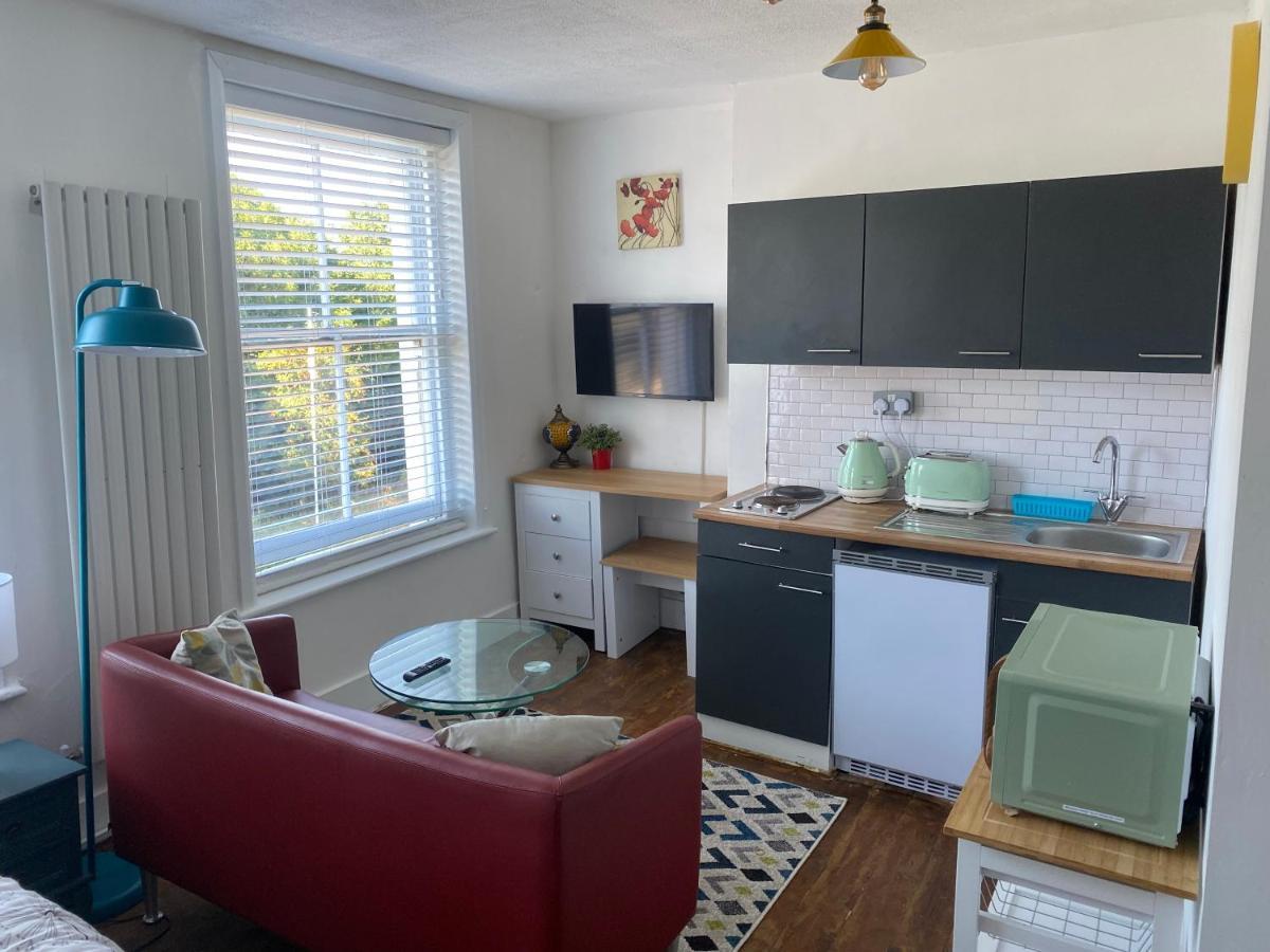 Accommodation Hub Studio 2 ลอนดอน ภายนอก รูปภาพ